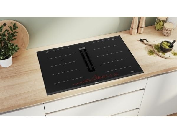 Bosch Serie 8 PXX895D66E, Svart, Innebygget, 80 cm, Sonebasert induksjon, Glass-keramikk, 4 zone(s)