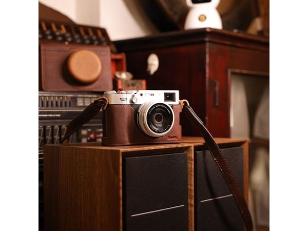 SmallRig 4558, Kroppsetui, Fujifilm, X100VI, Skulderrem, Brun