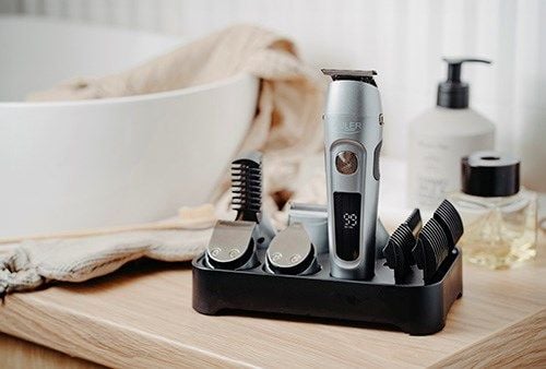 Skjeggtrimmer Adler AD 2944 Stellesett 6 w 1 med wyś. LCD og ladebase
