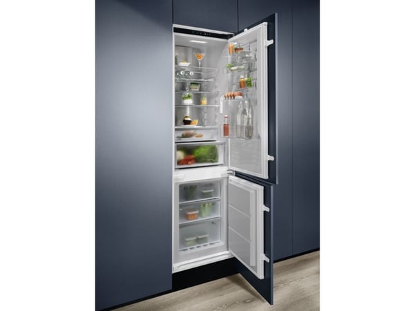 Electrolux ENC8MD19S, 206,8 l, SN-T, 35 dB, D, Hvit