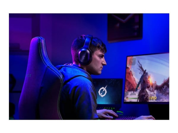 Razer Barracuda Pro - Hodesett - full størrelse - Bluetooth / 2,4 GHz radiofrekvens - trådløs - aktiv støydemping - lydisolerende