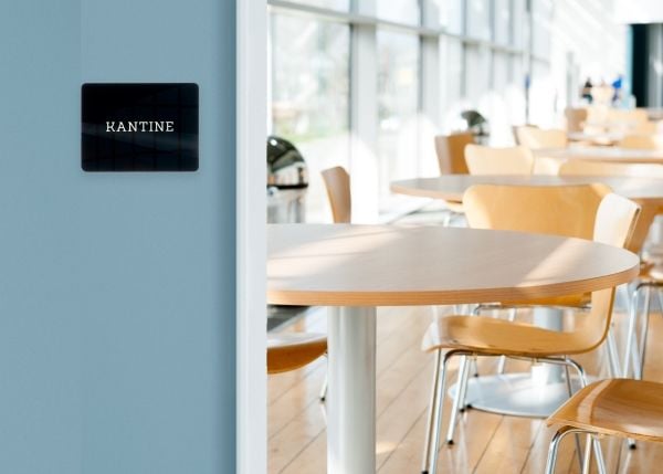 Kyltti "Kantine" 12x9 cm alumiini, musta