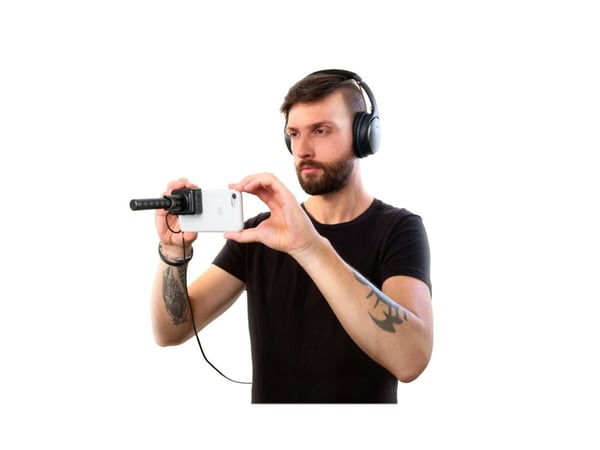 IK Multimedia iRig Mic Video Clip-on-mikrofoni Kameramikrofoni Lähetystyyppi:Laajakaista Sisältää pidikkeen, Sisältää kaapelin