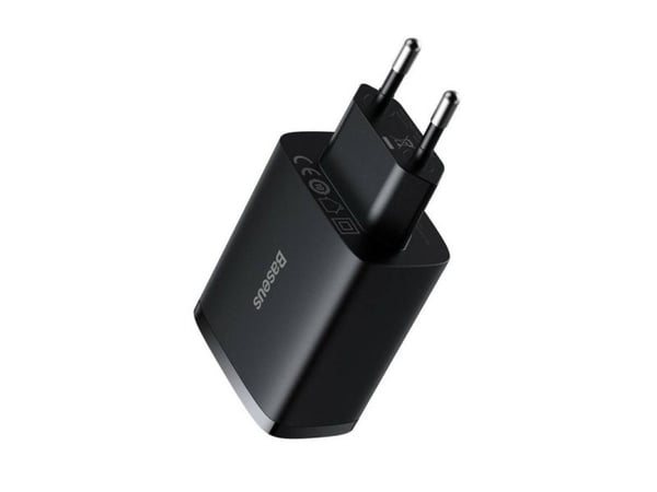 Baseus Compact-pikalaturi, 3x USB, 17W (musta)