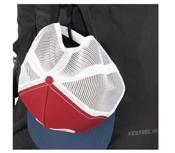OSPREY Kestrel 48 retkeilyreppu musta S/M