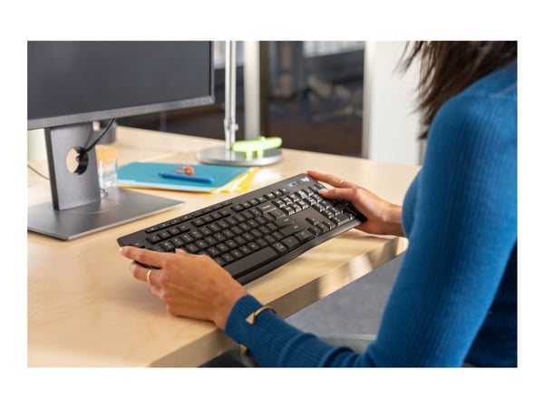 Logitech MK370 Combo for Business, Täysikokoinen (100 %), RF Wireless + Bluetooth, Kalvokytkin, QWERTY, Grafiitti, Sisältää hiiren