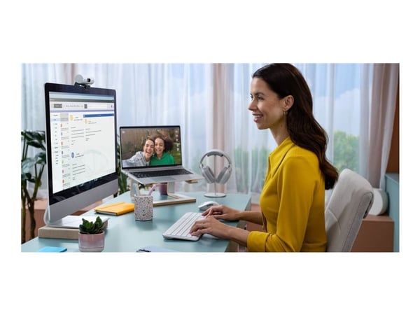 Logitech Signature Slim Combo MK950 - Sats med tangentbord och mus - 100% - full size - trådlös - Bluetooth 5.1 LE - QWERTY - USA, internationellt ...