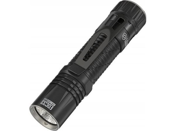 Nitecore EDC33, Käsikokoinen taskulamppu, musta, Alumiini, Ruostumaton teräs, Painikkeet, IP68, LED