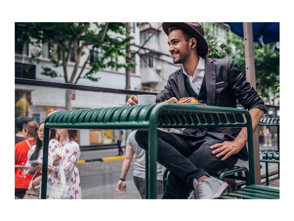 Creative Aurvana Ace - True wireless-hodetelefoner med mikrofon - i øret - Bluetooth - aktiv støydemping - svart, bøkker