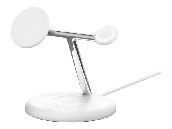 Belkin BoostCharge Pro 3-in-1 - Trådløst ladestativ - magnetisk med Qi2 + AC-strømadapter - 15 watt - Fast Charge - hvit