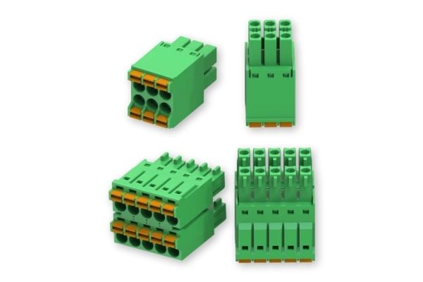 Teltonika - Strømkontaktsett - 2x5-stifts kontakt til 2x3-stifts kontakt - 300 V - 8 A - for Teltonika RUT956