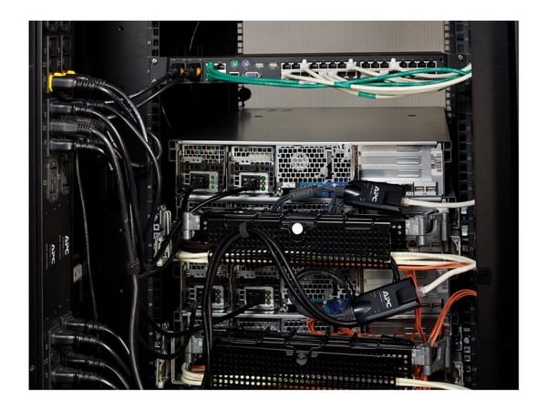 APC KVM 2G Analog - Omkopplare för tangentbord/video/mus - CAT5 - 8 x KVM port(s) - 1 lokal användare - rackmonterbar - TAA-kompatibel - för P/N: N...