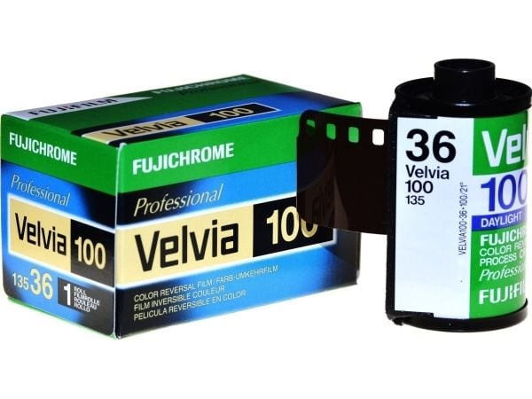 Fujifilm Fujichrome Velvia 100 Professional [RVP100] - Fargefilmbånd - 135 (35 mm) - ISO 100 - 36 eksponeringer