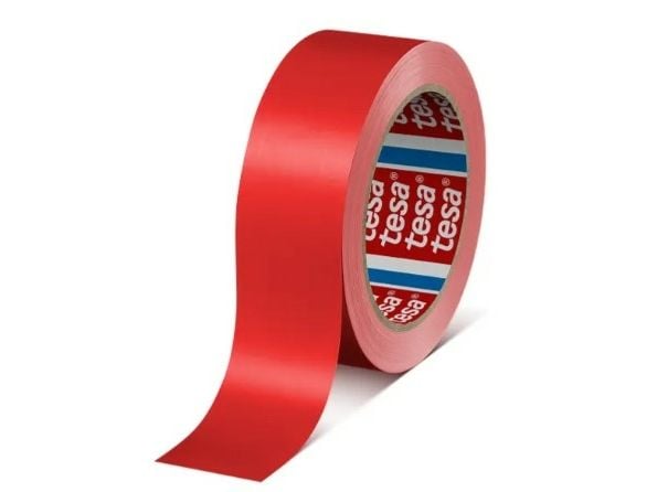 tesa förpackningstejp 60404, 19 mm x 66 m, röd av PVC, hög vidhäftningsförmåga, naturgummibaserat häftämne, - 1 st (60404-00011-00)