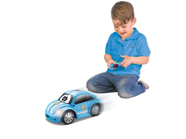 BB Junior Uusi Beetle Blue -kaukosäädinauto