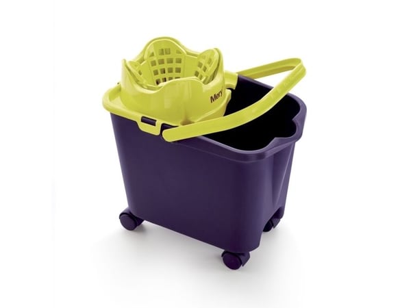 Rectangular bucket on wheels 14 ltr with Mery squeezer