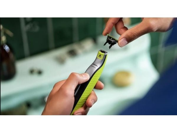 Philips OneBlade 360 QP2734/31 Face, Parranajokone, Muotoon perustuva tekniikka, Kaksoissuojajärjestelmä, 360 Blade, QP210, QP220, QP230, QP610, QP...