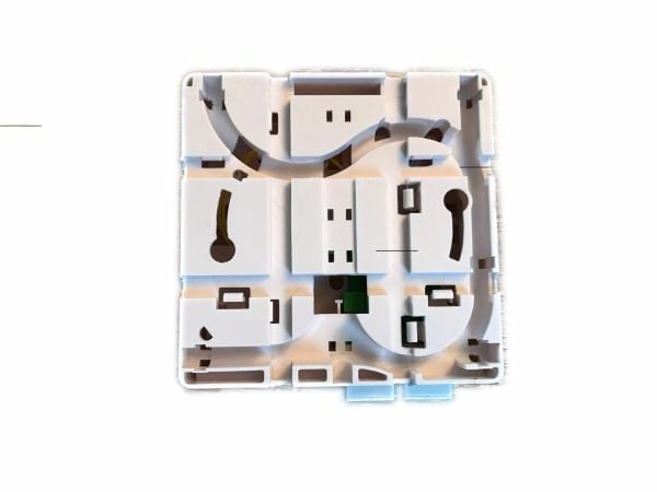 EFB-Elektronik FTTH-boks for 4 koblinger SC-S eller LC-D 80x80 med kabelføring, krympeversjon Produsent: EFB Elektronik (FTTH-BOX-IN-6)