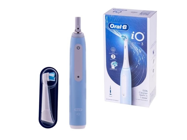 Oral-B iO SERIes3 ICE elektrisk tandborste vuxen roterande/vibrerande blå (iO3 Ice Blue)