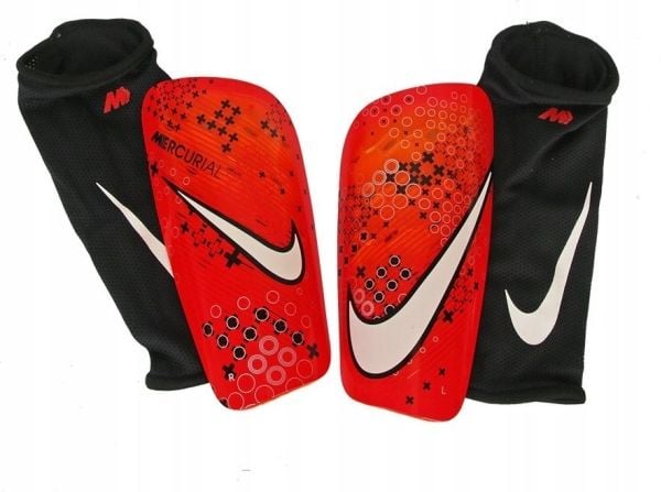 Nike Nagolenniki Nike Mercurial Lite CR7 FJ4869-696