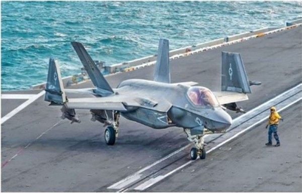 1:72 F-35C Lightning II