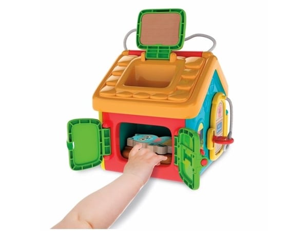 Montessori Baby House