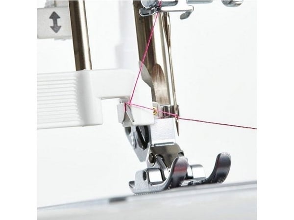 Pfaff Smarter 160S Symaskin Hvit