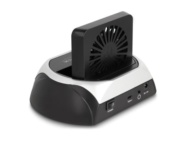 Delock - HDD / SSD-dokkestasjon - 10 Gbps, with fan - brønner: 1 - 2,5" / 3,5" delt, M.2 - M.2 NVMe Card / SATA 6Gb/s - USB-C 3.2 (Gen 2) - svart, grå