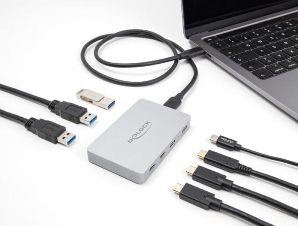Delock 7-porttinen USB-keskitin, jossa on 4 x USB Type-C-liitäntä ja 3 x USB Type-A-liitäntä PD 82 W:lla