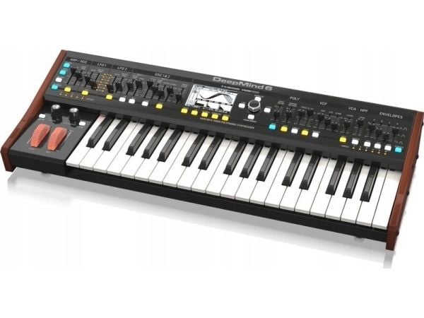 Behringer Deepmind 6, Analog synthesizer, Choruseffekt, Försening, Flanger / Digital Signal Processing (DSP), Phaser, Reverb, Svart, Vit, LCD, AC