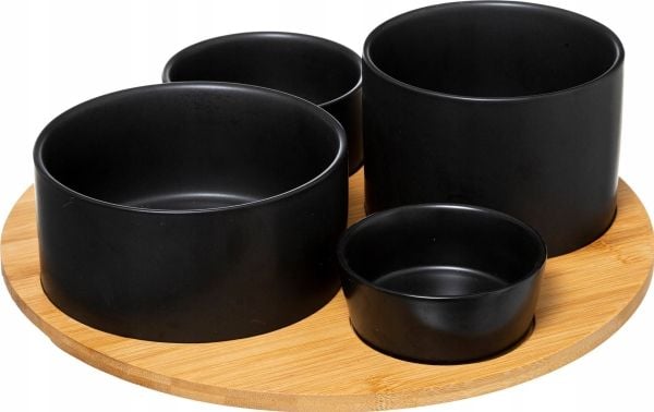 Secret de Gourmet skåler til snacks i keramikk på bambusbrett