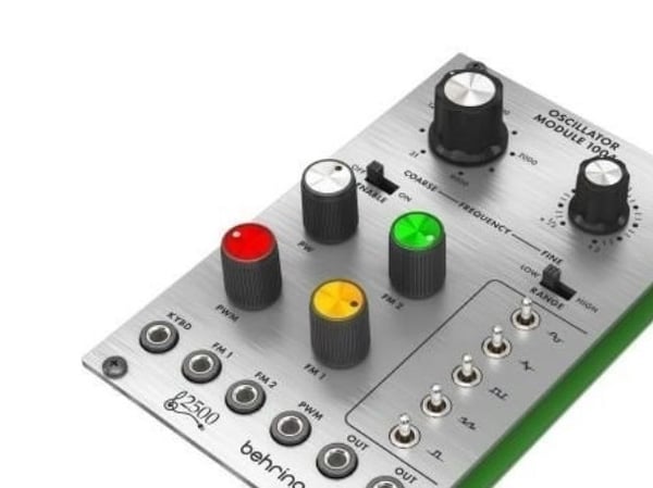 Behringer Behringer 1004 OSCILLATOR MODULE 2500-sarjan modulaarinen syntetisaattorimoduli