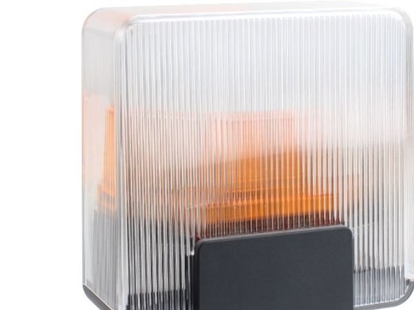 Nizzan LED-valaisin NICE ELDC 12-36V sisäänrakennetulla antennilla varustettuna