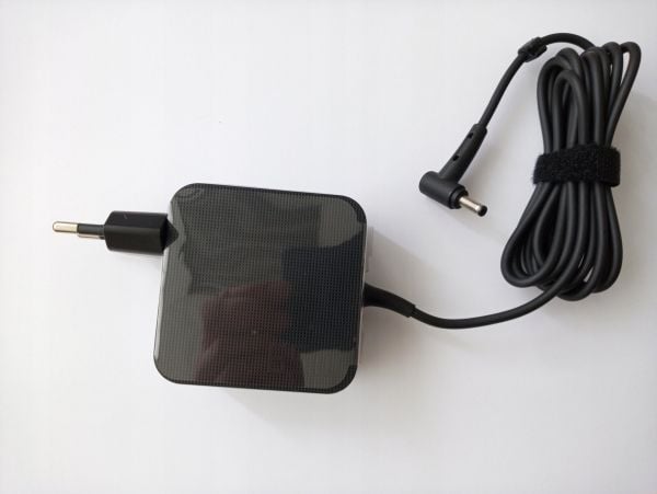 ADAPTER 65W 19V 2P(4PHI)