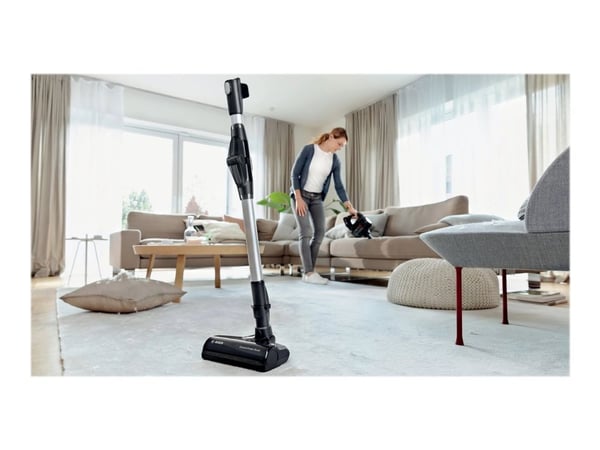 Bosch BCS712XXL varsi-imuri 0,3 l 3 Ah johdoton, musta