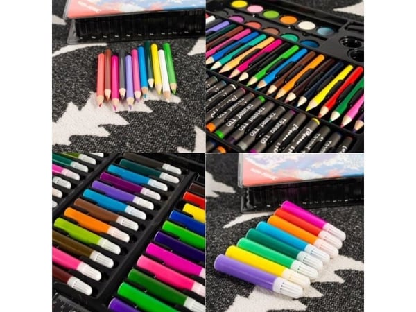 Cx Distribution Maped *****CREATIV foliotaide Barbie 907074