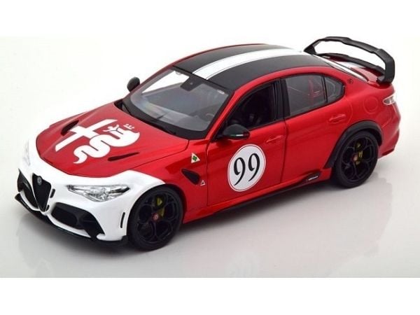 BBURAGO Alfa Romeo Giulia Gtam, Sportsbil, Montert på forhånd, 1:18, Alfa Romeo GTAm, Alle kjønn, Metall, Plast
