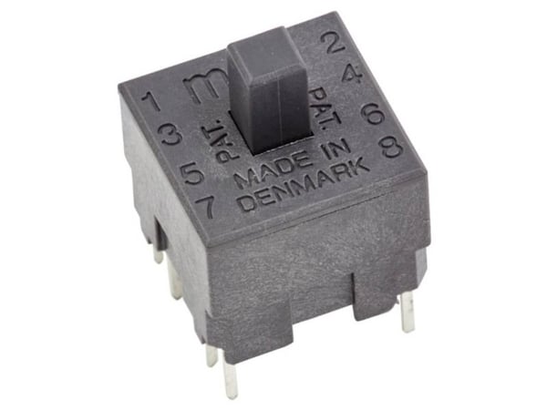 MEC 1540109 Unimec-sarja Painike 120 V 250 mA Painike (L x S x K) 12,60 x 12,60 x 15,70 mm IP54 1 kpl 1 kpl