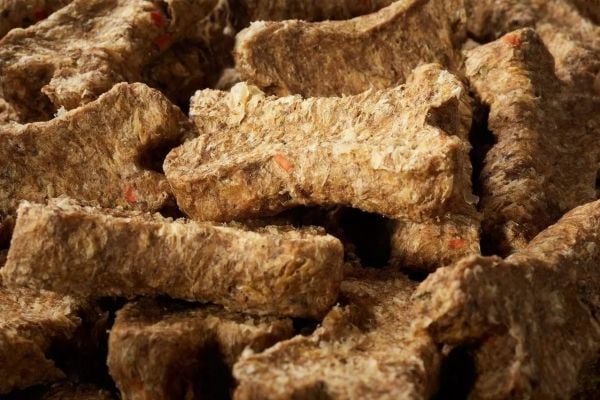 MIRA MAR BOW WOW 669 LIHAA MINI SIANLIHAN LUITA VIHANNESTEN KANSSA