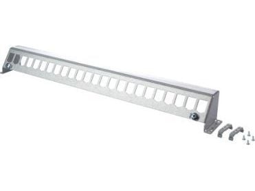 Metz Connect SmartConnect Patch Panel 24 portin MC-moduuli
