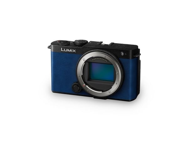 Panasonic Lumix S9, 24,2 MP, 12000 x 8000 piksler, CMOS, 6K Ultra HD, Berøringsskjerm, Blå
