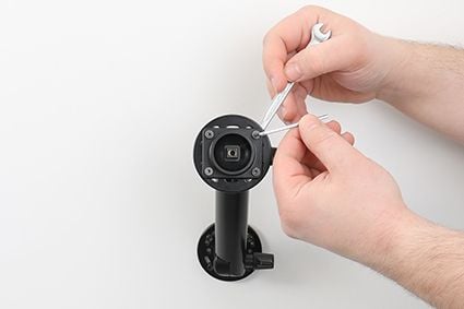 Brodit Active holder with cig-plug - Billaderholder + bilstrømadapter - 60 watt - 7 A - 2 utgangskontakter (24 pin USB-C, USB)