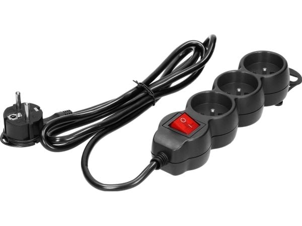 Orno 3-suuntainen jatkojohto 2P+E, kytkimellä, 5m H05VV-F 3x1,5mm2, Imax=16A, litteä pistoke, musta