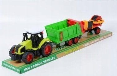 Gazelo traktor med lantbruksmaskiner