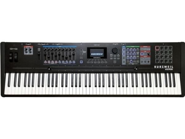 Kurzweil K2700 - synthesizer/arbeidsstasjon
