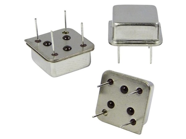 Qantek QX8T50B4.000000B50TT kvartsoscillator DIP-8 HCMOS 4,000 MHz 13,21 x 13,21 x 5,08 mm 1 st