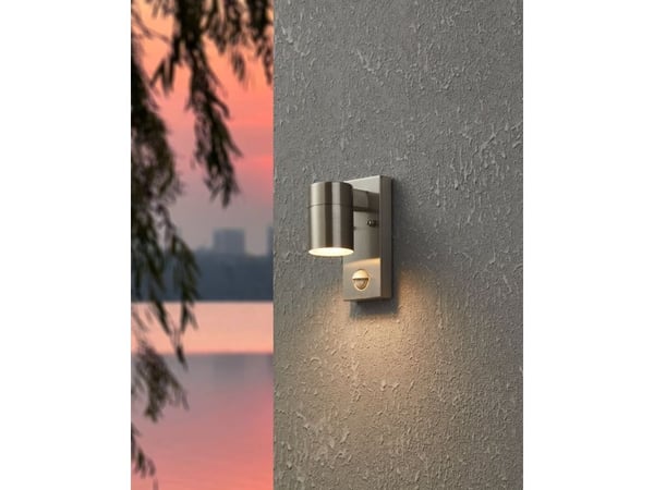 EGLO RIGA 5 UTENDØRS VEGG/SENSOR IP44 RS