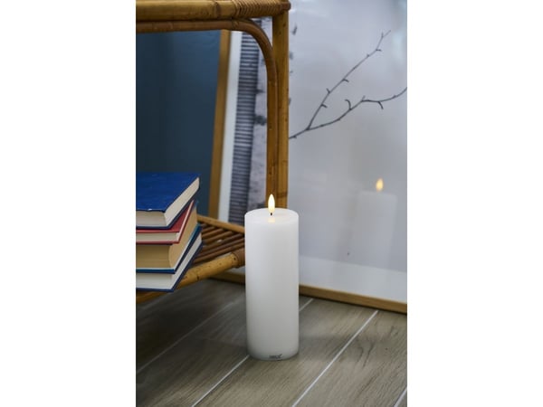 Sirius Sille oppladbart blokkslys - Hvit - Ø 7,5 cm - H 20 cm