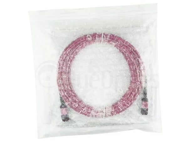 BlueOptics CBX-STH008BPQ-MXXN-UC4N-001M-BO, 1 m, OM4, MTP, 4xLC