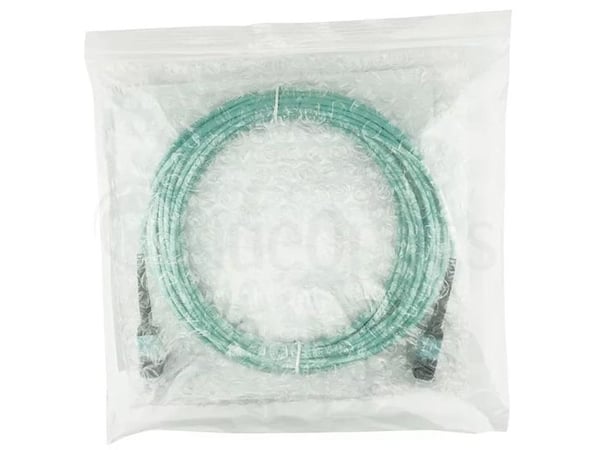 BlueOptics CBX-STC012BPF-MXXN-MXXN-020M-BO, 20 m, OM4, MTP, MTP